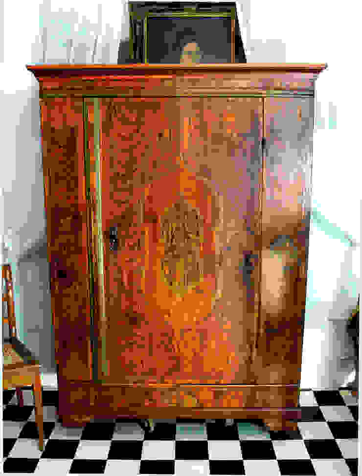 Renaissance Schrank Um 1670 By Schatzkiste Homify