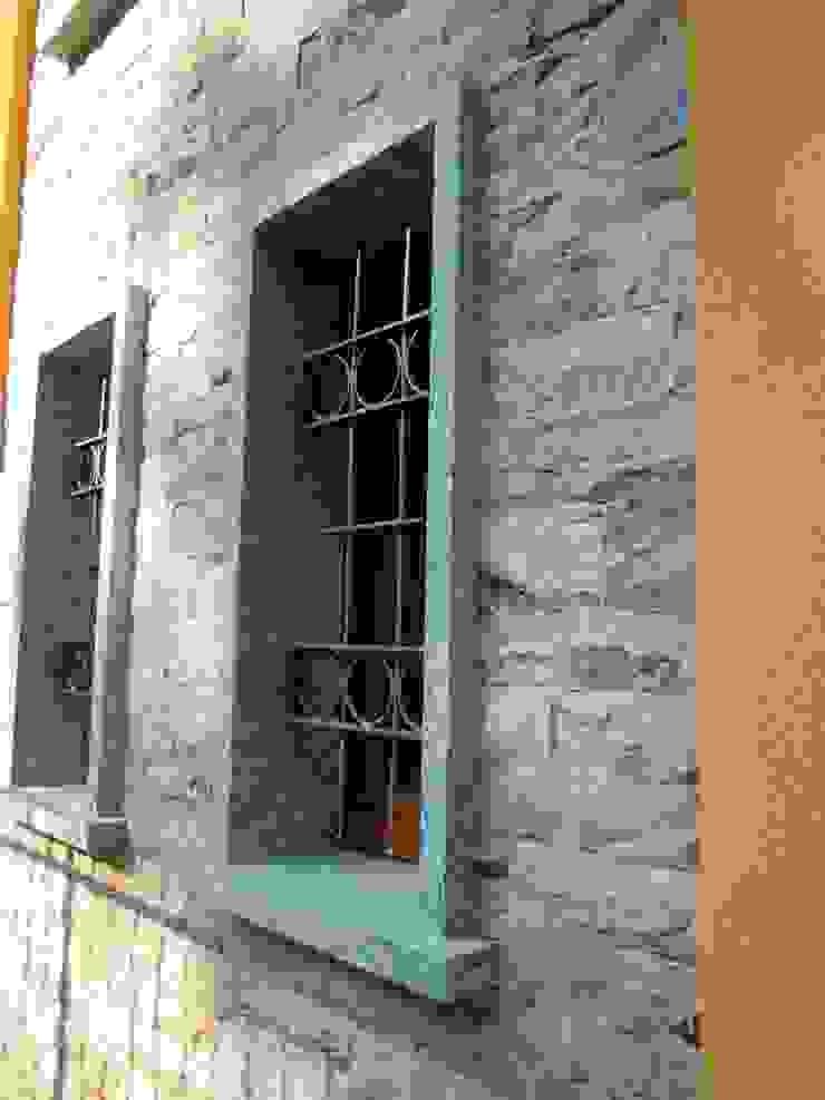 PietraNova srl Rustic style house