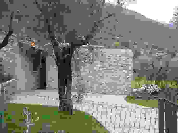 PietraNova srl Rustic style house