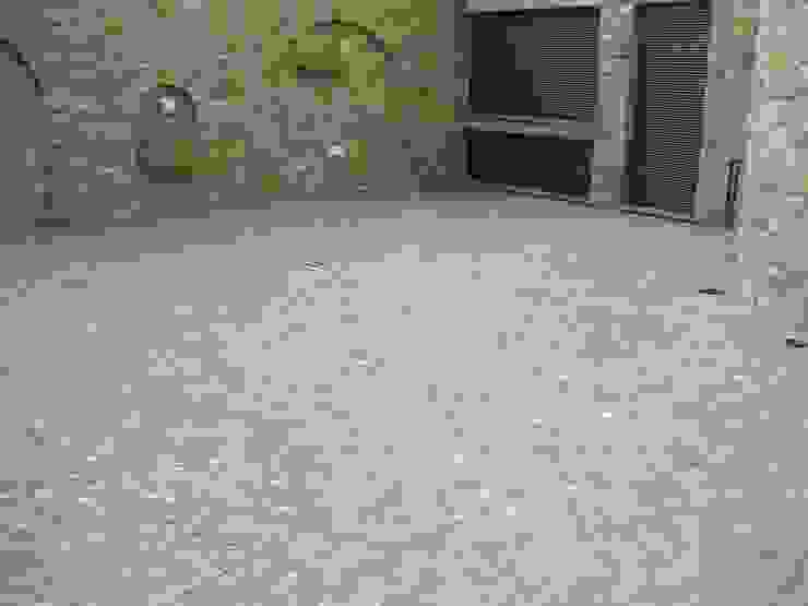 PietraNova srl Rustic style corridor, hallway & stairs