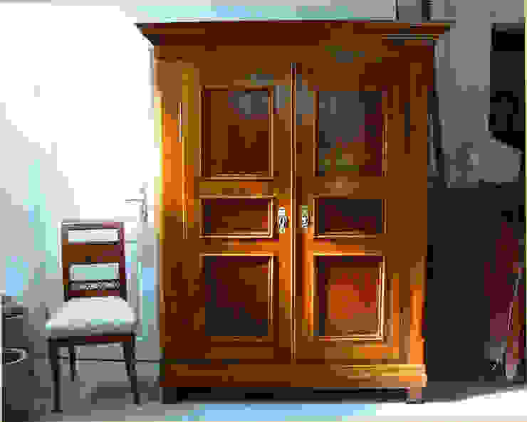 Biedermeier Schrank Nussbaum Massiv By Schatzkiste Homify
