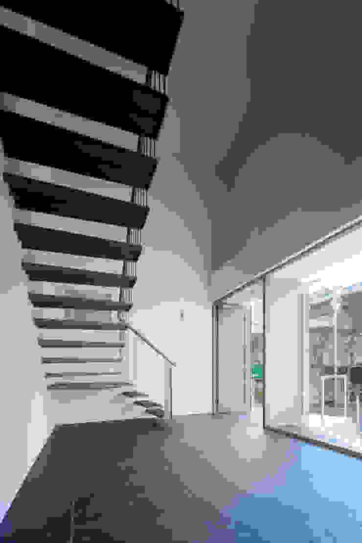 向山建築設計事務所 Moderner Multimedia-Raum