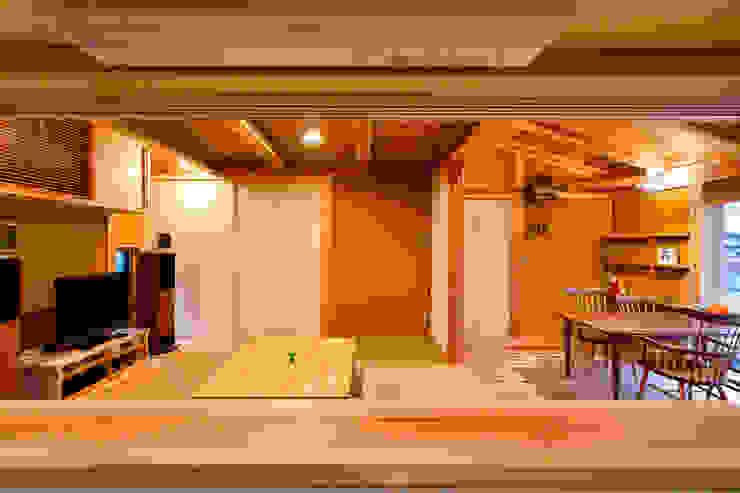 shu建築設計事務所 Ruang Keluarga Gaya Asia Kayu Wood effect