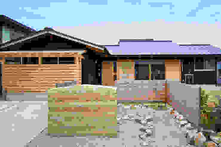 shu建築設計事務所 Rumah Modern Kayu Wood effect