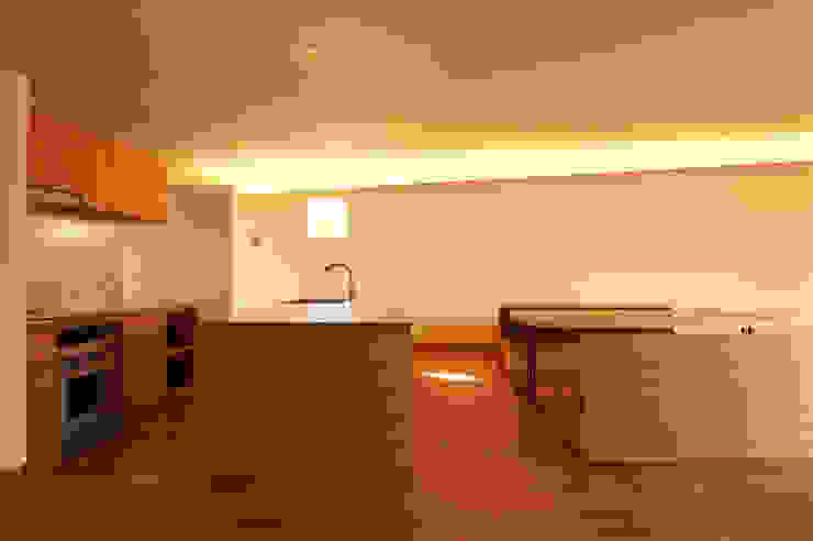 株式会社コヤマアトリエ一級建築士事務所 Salones modernos