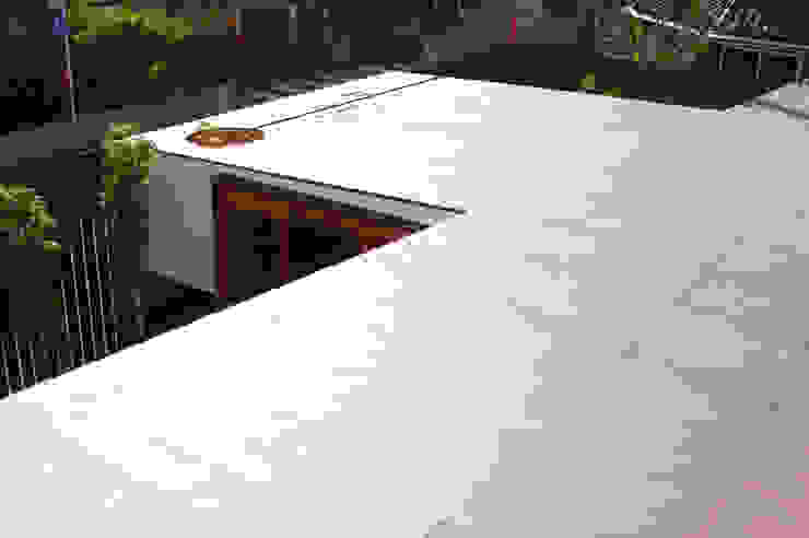 株式会社コヤマアトリエ一級建築士事務所 Casas modernas