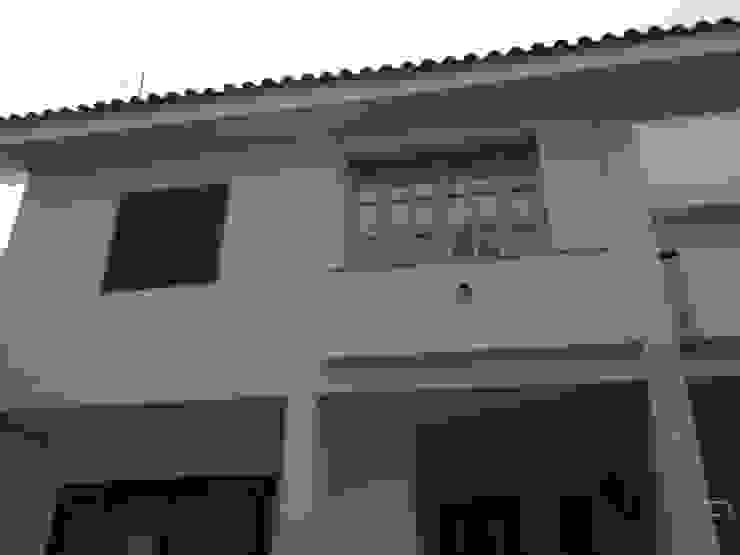 Modern houses by acertus Modern