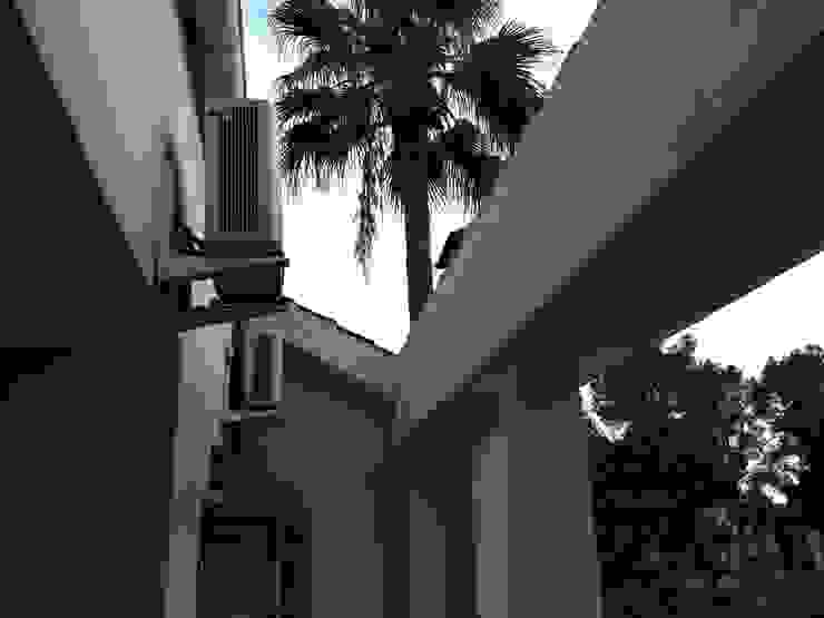 Modern houses by acertus Modern