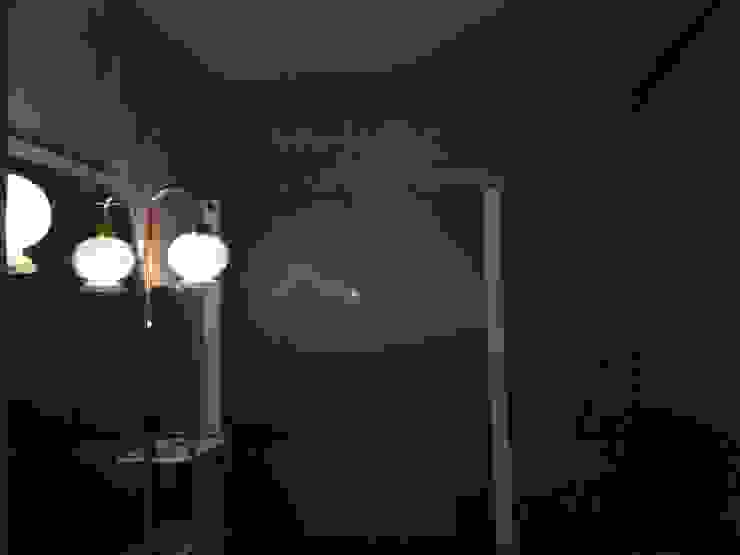 Modern bathroom by acertus Modern