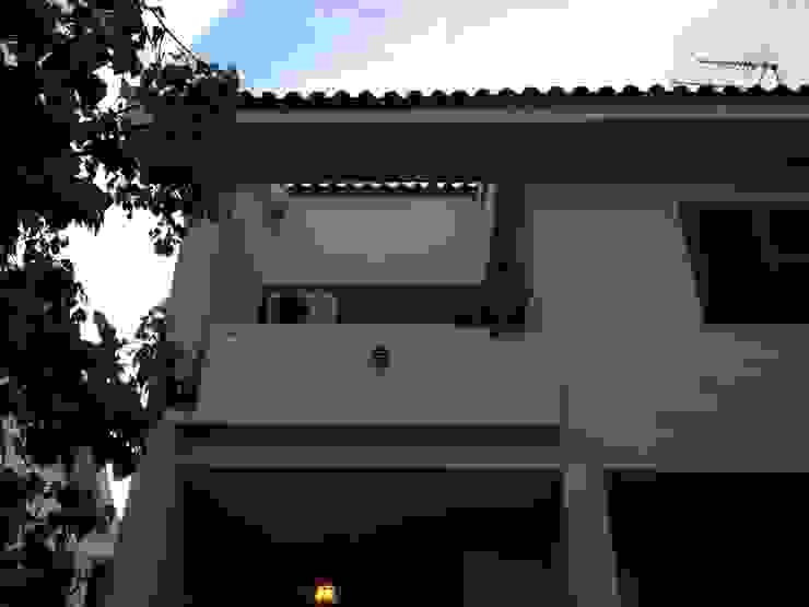 Modern houses by acertus Modern