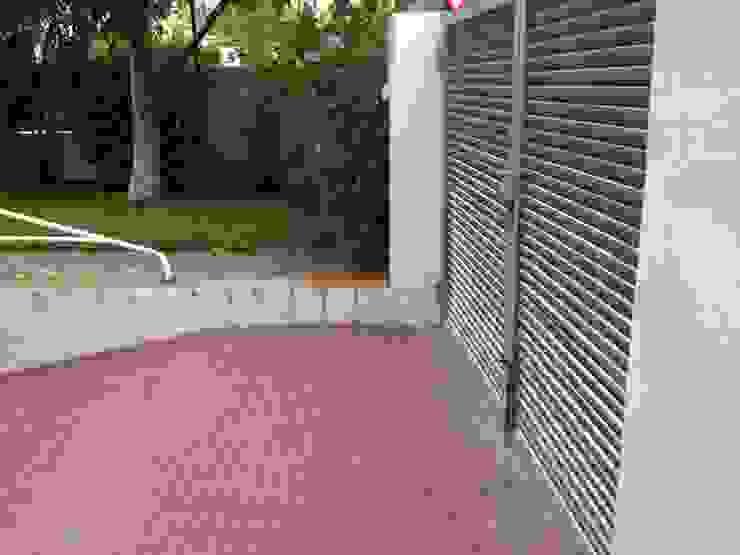 Modern houses by acertus Modern