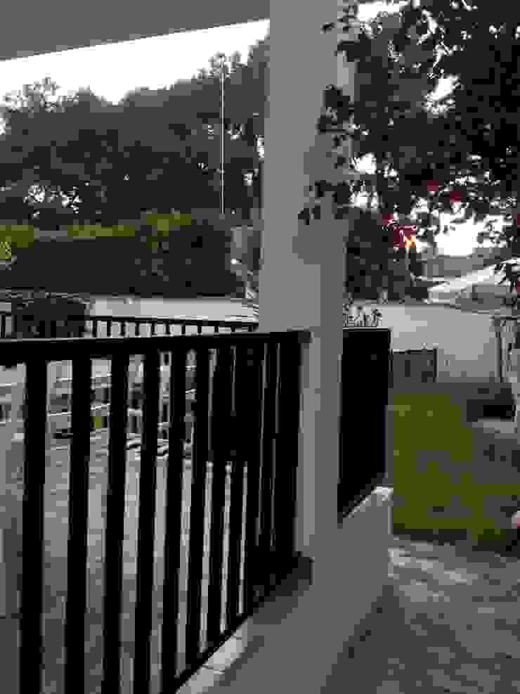 Modern houses by acertus Modern