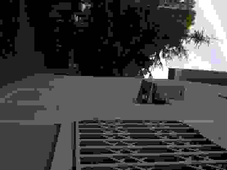 Modern houses by acertus Modern