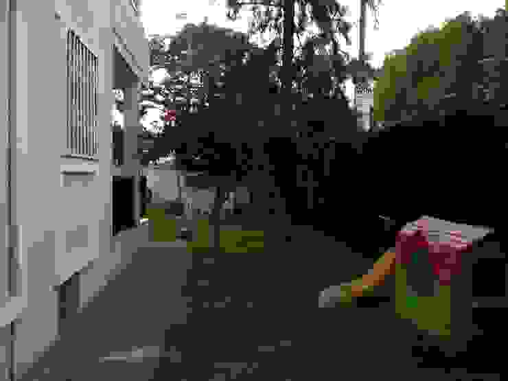 Modern houses by acertus Modern