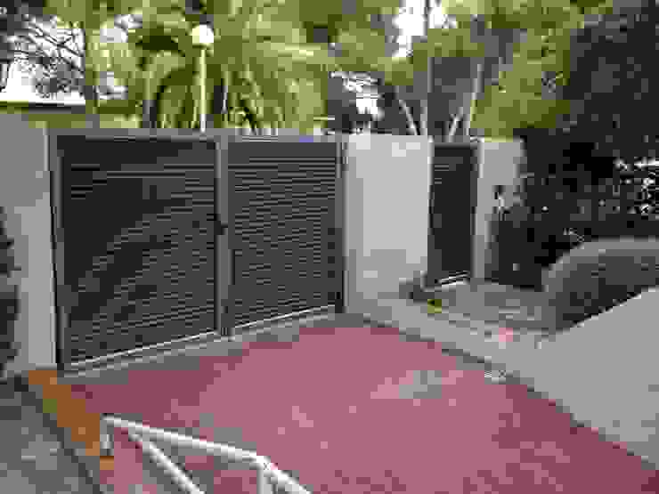 Modern houses by acertus Modern