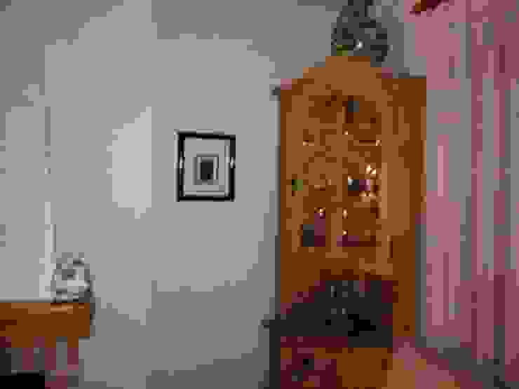 Modern dining room by acertus Modern