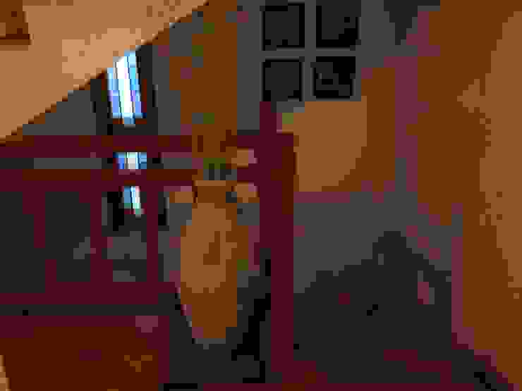 Modern dining room by acertus Modern