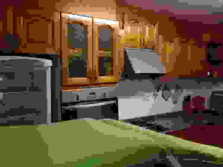 Modern kitchen by acertus Modern