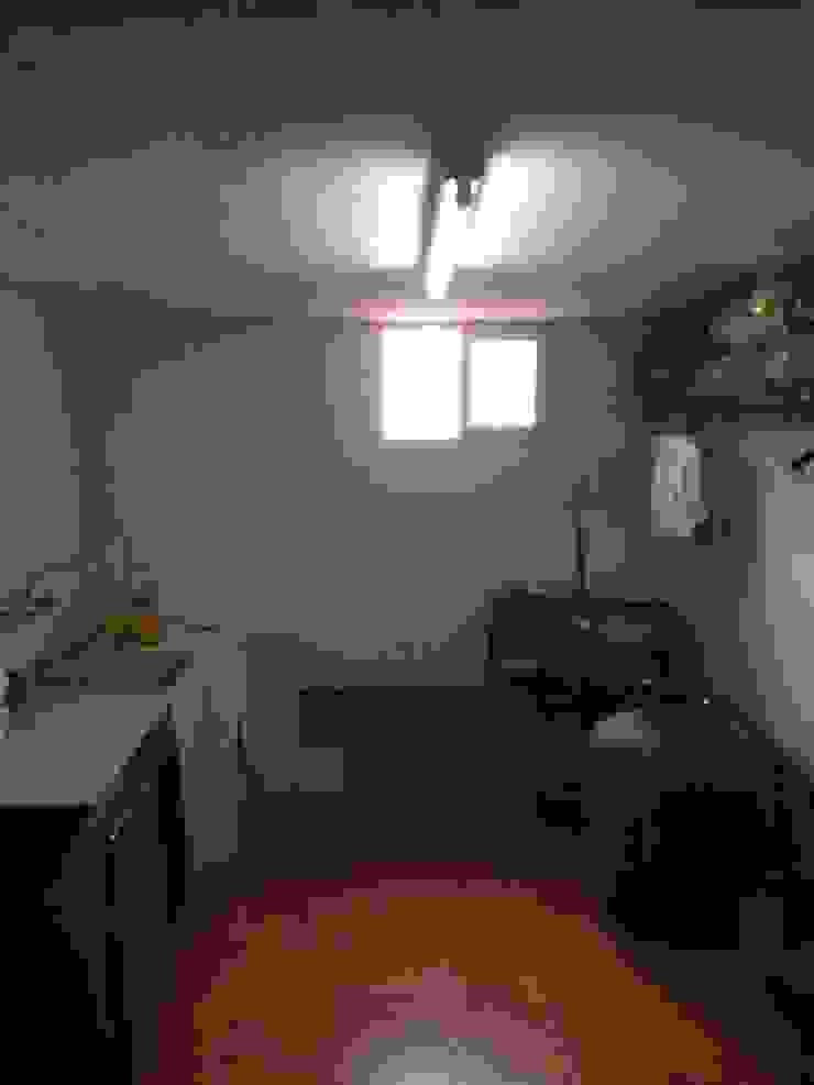 Modern kitchen by acertus Modern