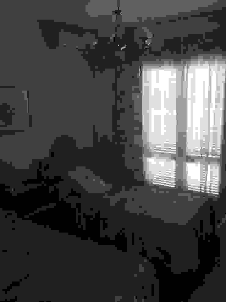 Modern style bedroom by acertus Modern