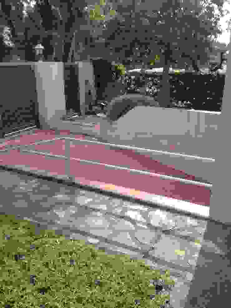 Modern houses by acertus Modern