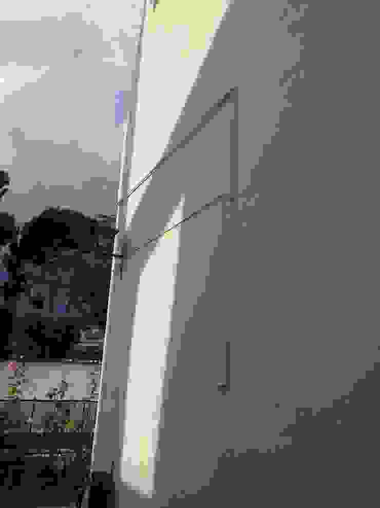 Modern houses by acertus Modern