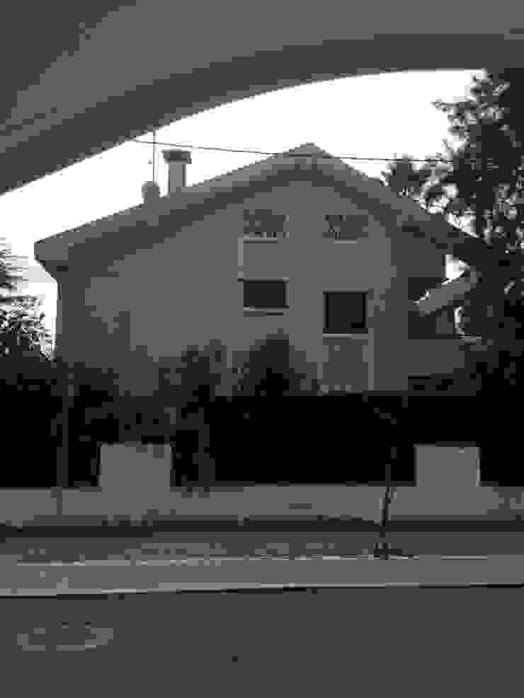 Modern houses by acertus Modern