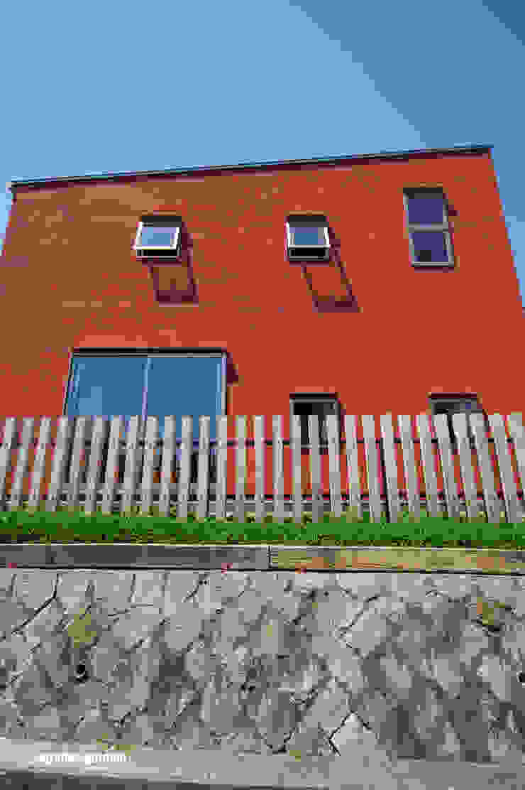 アグラ設計室一級建築士事務所 agra design room Modern Houses