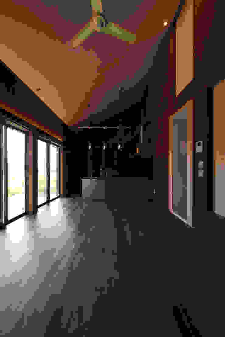 加門建築設計室 Ruang Keluarga Modern