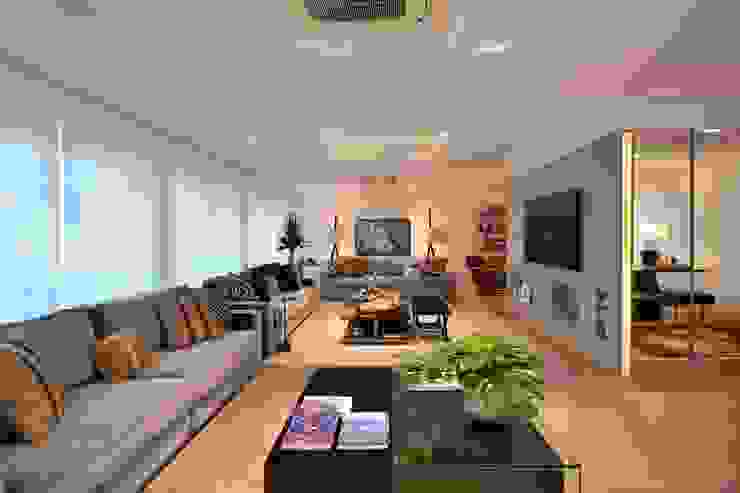 RESIDENCIA AS Maria Christina Rinaldi Arquitetos Living room
