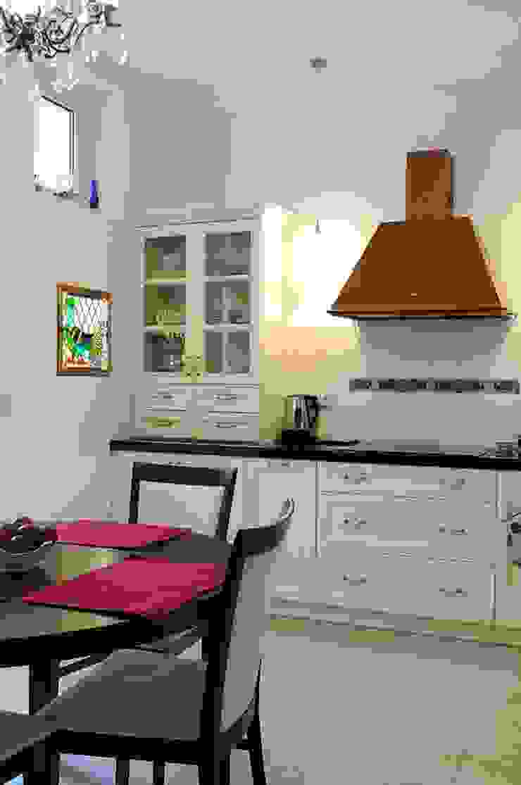 ARTEMA PRACOWANIA ARCHITEKTURY WNĘTRZ Kitchen White