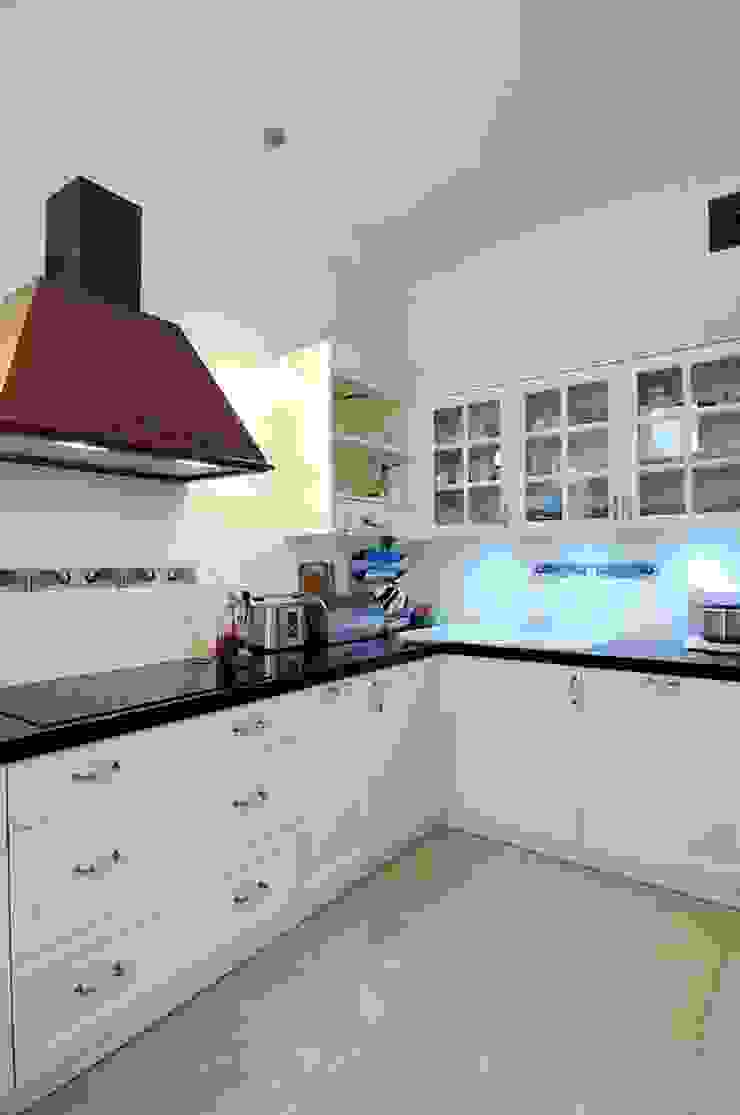 ARTEMA PRACOWANIA ARCHITEKTURY WNĘTRZ Kitchen