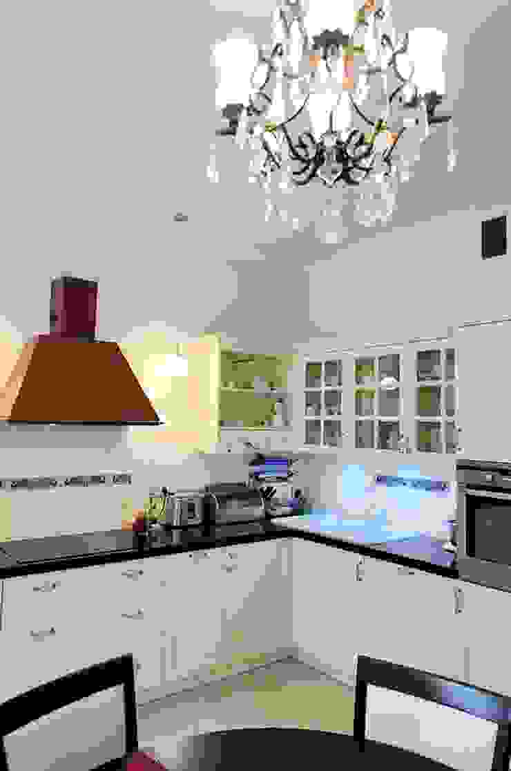 ARTEMA PRACOWANIA ARCHITEKTURY WNĘTRZ Kitchen