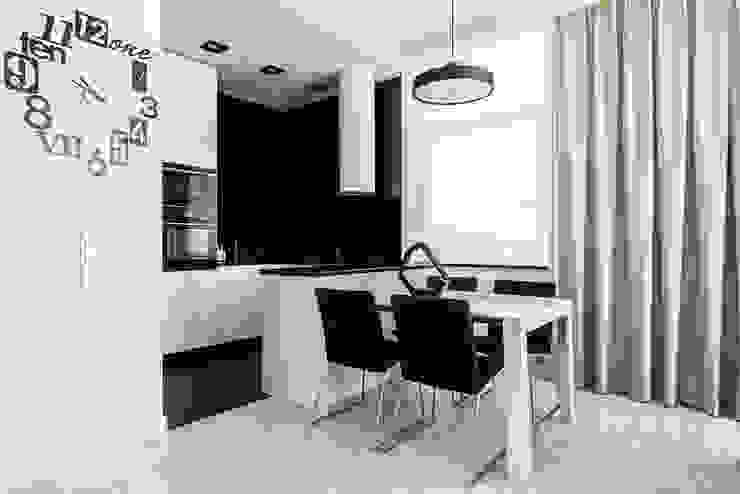 Salas de jantar modernas por Anna Maria Sokołowska Architektura Wnętrz Moderno