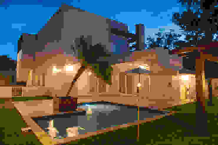 d´ Ornellas Arquitetura e Construção Modern Houses