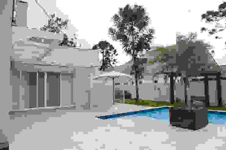 d´ Ornellas Arquitetura e Construção Modern Houses