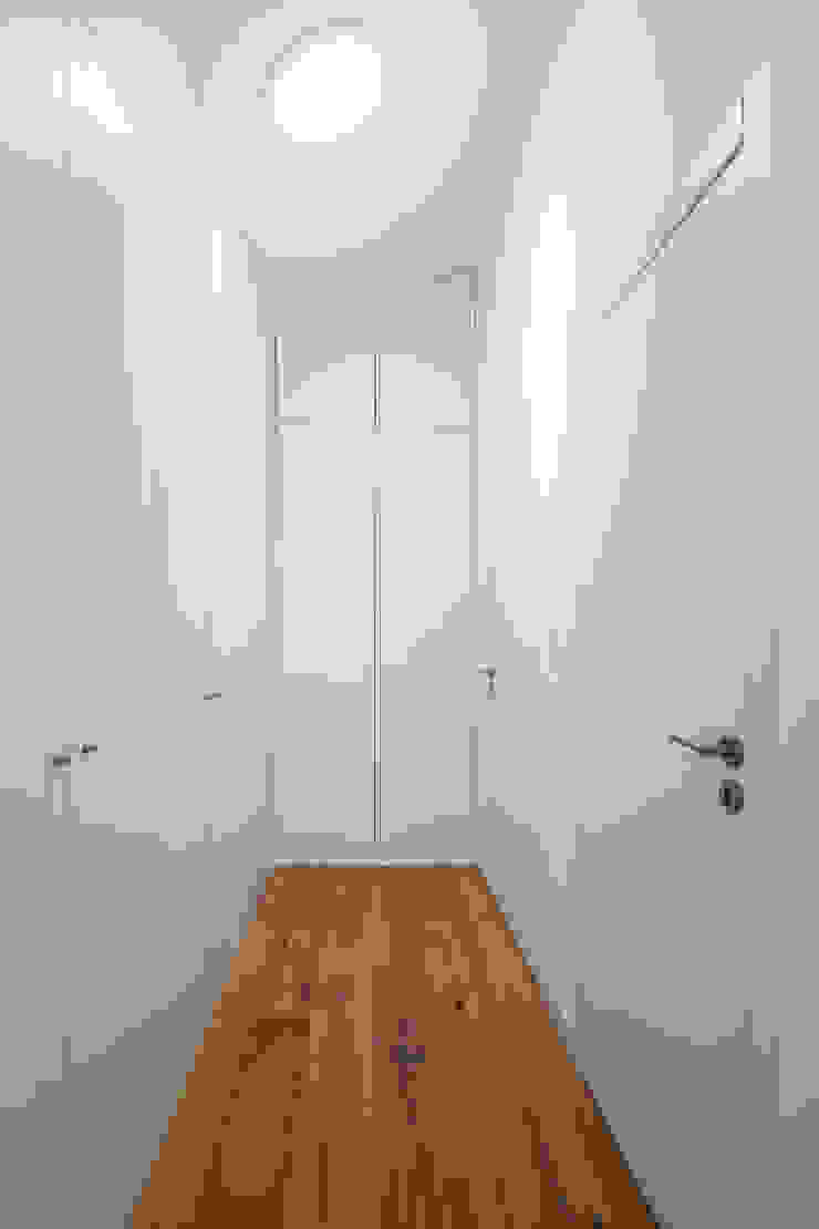 FPA - filipe pina arquitectura Vestidores minimalistas