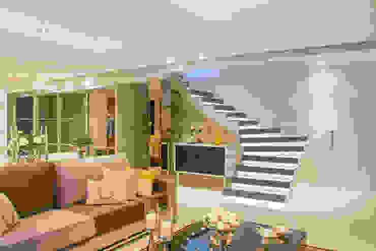 Michele Moncks Arquitetura غرفة المعيشة