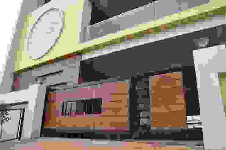 Dr.Z.S.'s Residential House DESIGNER GALAXY Modern houses