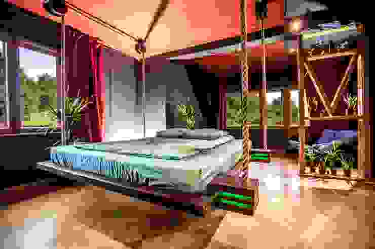Wiszące łóżko Imperial Couch, Hanging beds Hanging beds Minimalistische Schlafzimmer Betten und Kopfteile