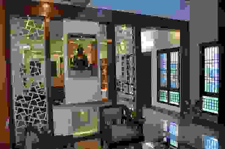 Dr.Z.S.'s Residential House DESIGNER GALAXY Modern living room