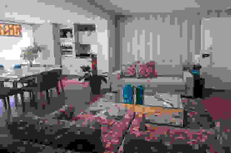 Haus Brasil Arquitetura e Interiores Salon moderne
