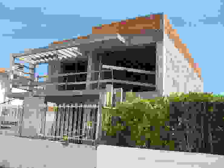 Casa Marcos Loureiro Arqtª Manuela Soutinho Casas modernas