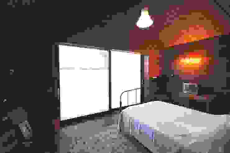 NORMA | Nova Arquitectura em Madeira (New Architecture in Wood) Rustieke slaapkamers Massief hout Hout