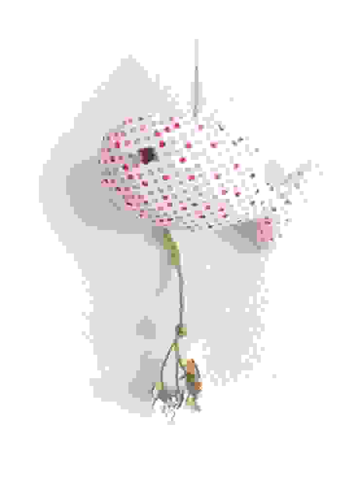 Decoration Chambre D Enfant Bois Flotte Et Poissons Tons De Rose Suspendus Originale Et Unique Homify
