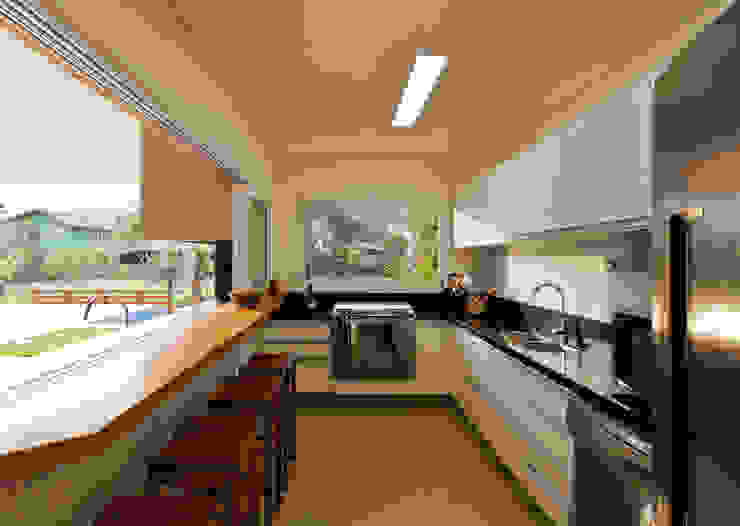 Conrado Ceravolo Arquitetos Cucina moderna