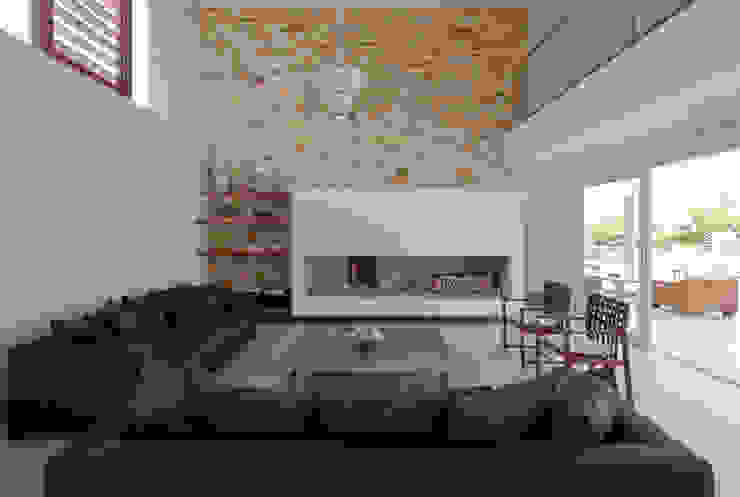 Conrado Ceravolo Arquitetos Soggiorno moderno