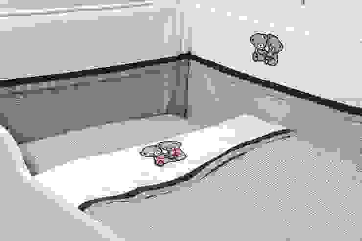 por Kidsroomstyle/KRS-Design Eclético