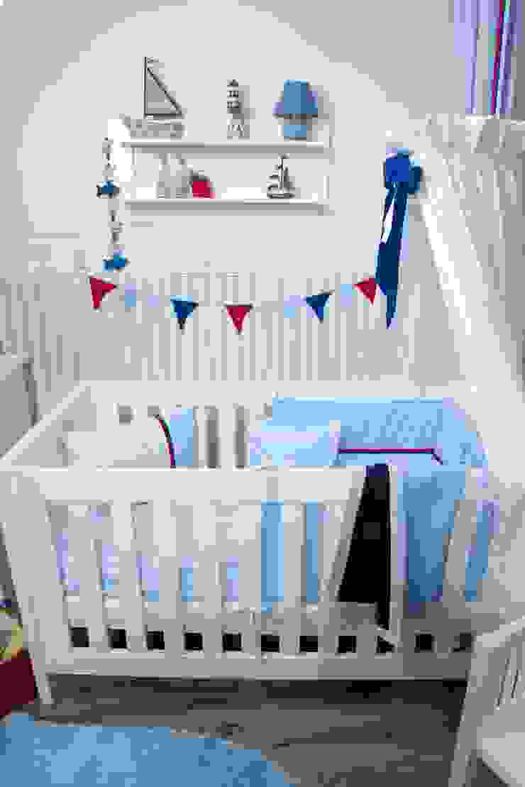 por Kidsroomstyle/KRS-Design Eclético