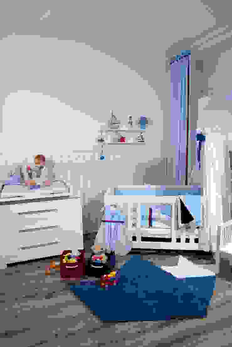 por Kidsroomstyle/KRS-Design Eclético